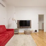 Darsena Navigli & Porta Genova M2 - Modern Apt!